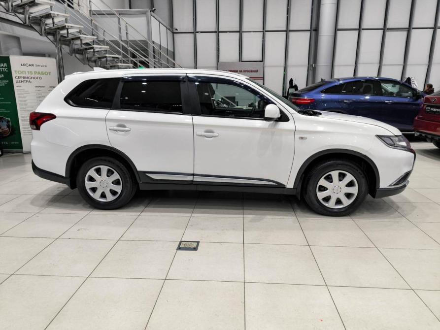 Mitsubishi Outlander III Рестайлинг 2 Казань  - изображение 5