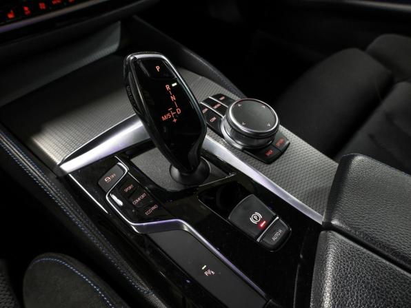 BMW 5 серии VII (G30/G31/G38) с пробегом 2019 года, цена 3 749 000 рублей, 112201 км, седан, Автокод Объявления