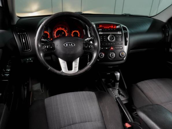 Kia Ceed I Рестайлинг с пробегом 2012 года, цена 749 000 рублей, 111075 км, хэтчбек, Автокод Объявления