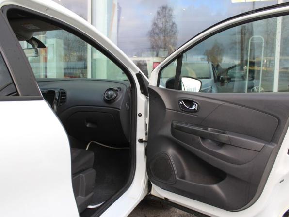 Renault Kaptur I с пробегом 2018 года, цена 888 000 рублей, 149104 км, внедорожник, Автокод Объявления