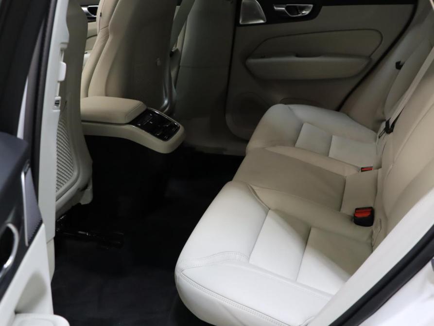 Volvo XC60 II Рестайлинг 2 Санкт-Петербург  - изображение 17