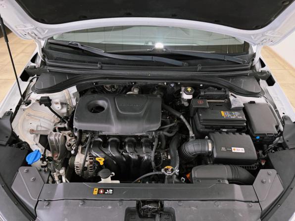 Hyundai Elantra VI (AD) Рестайлинг с пробегом 2019 года, цена 1 800 000 рублей, 67419 км, седан, Автокод Объявления