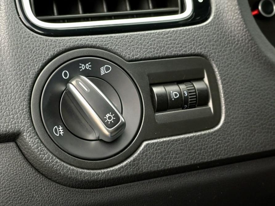 Volkswagen Polo V Рестайлинг Москва  - изображение 19