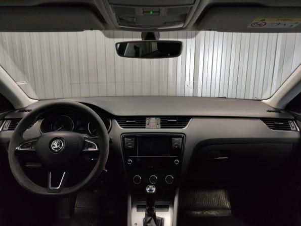 Skoda Octavia III (A7) Рестайлинг с пробегом 2019 года, цена 1 789 000 рублей, 99940 км, универсал, Автокод Объявления