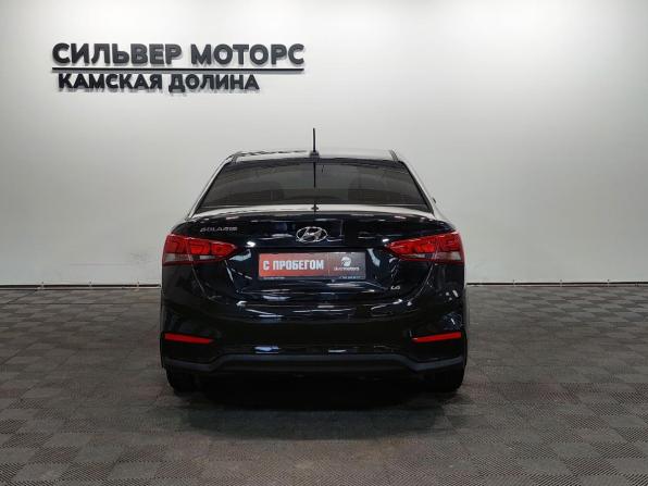 Hyundai Solaris II с пробегом 2018 года, цена 1 280 000 рублей, 99000 км, седан, Автокод Объявления
