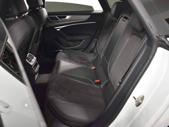 Audi A7 II (4K) с пробегом 2021 года, цена 4 702 900 рублей, 121839 км, лифтбек, Автокод Объявления