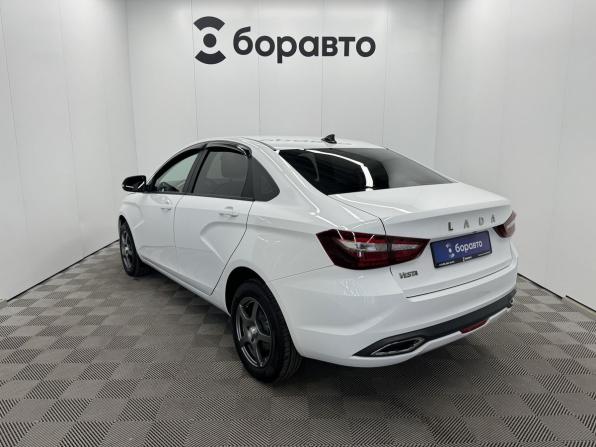 Lada (ВАЗ) Vesta I Рестайлинг (NG) с пробегом 2024 года, цена 1 379 000 рублей, 5170 км, седан, Автокод Объявления