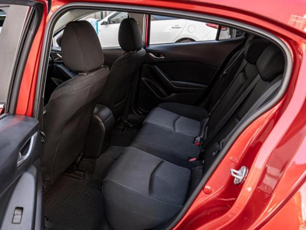 Mazda 3 III (BM) с пробегом 2014 года, цена 1 329 000 рублей, 110623 км, седан, Автокод Объявления