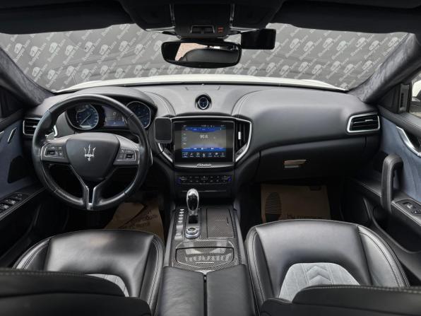 Maserati Ghibli III Рестайлинг с пробегом 2016 года, цена 4 000 000 рублей, 90000 км, седан, Автокод Объявления