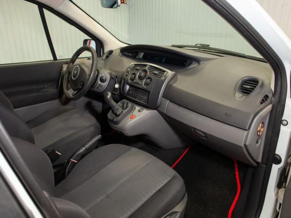 Renault Scenic II Рестайлинг с пробегом 2008 года, цена 490 000 рублей, 247587 км, компактвэн, Автокод Объявления