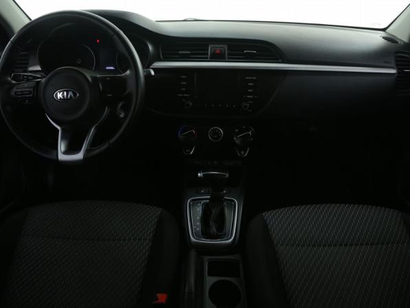 Kia Rio IV с пробегом 2018 года, цена 899 000 рублей, 202000 км, седан, Автокод Объявления