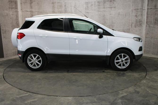 Ford EcoSport II с пробегом 2016 года, цена 963 000 рублей, 124472 км, внедорожник, Автокод Объявления