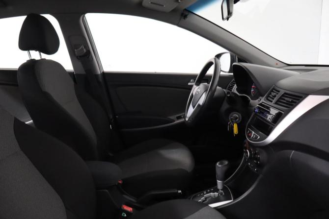 Hyundai Solaris I с пробегом 2011 года, цена 699 000 рублей, 179000 км, седан, Автокод Объявления
