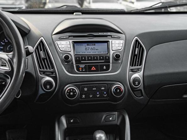 Hyundai ix35 I с пробегом 2010 года, цена 855 000 рублей, 217228 км, внедорожник, Автокод Объявления