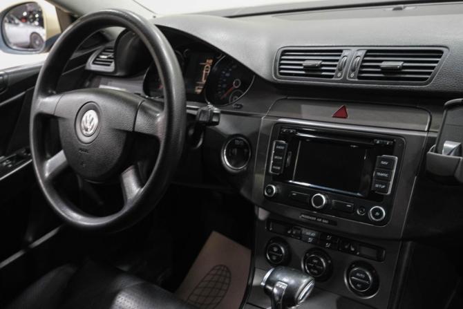 Volkswagen Passat B6 с пробегом 2009 года, цена 799 000 рублей, 218000 км, универсал, Автокод Объявления