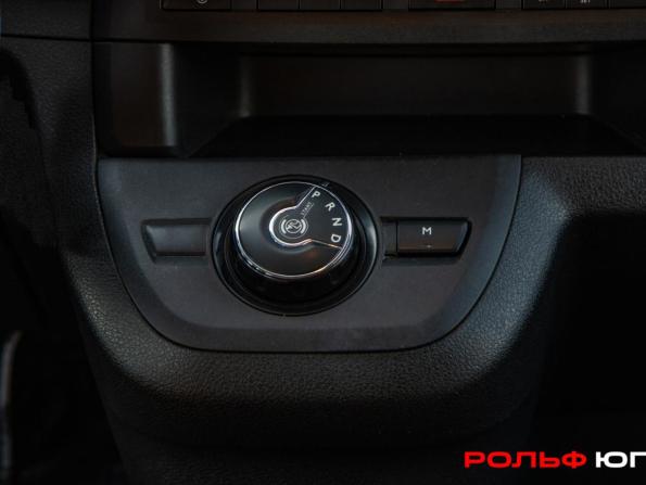 Peugeot Traveller I с пробегом 2021 года, цена 2 288 000 рублей, 247536 км, минивэн, Автокод Объявления