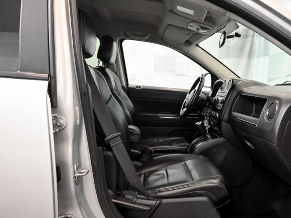 Jeep Compass I Рестайлинг с пробегом 2012 года, цена 1 300 000 рублей, 150557 км, внедорожник, Автокод Объявления