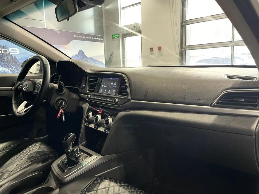 Hyundai Elantra VI (AD) Рестайлинг Москва  - изображение 7