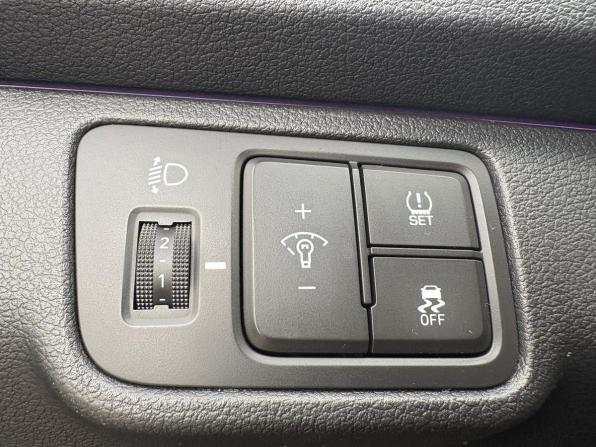 Hyundai Solaris II с пробегом 2018 года, цена 1 290 000 рублей, 143169 км, седан, Автокод Объявления