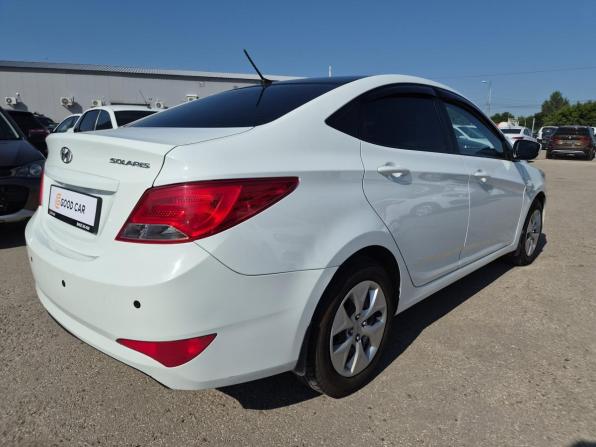 Hyundai Solaris I Рестайлинг с пробегом 2015 года, цена 880 000 рублей, 153501 км, седан, Автокод Объявления