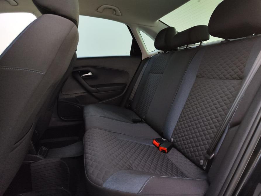 Volkswagen Polo V Рестайлинг Уфа  - изображение 15