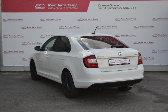Skoda Rapid I Рестайлинг с пробегом 2017 года, цена 1 350 000 рублей, 54325 км, лифтбек, Автокод Объявления