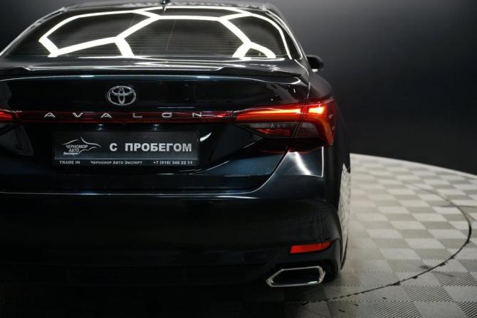 Toyota Avalon V с пробегом 2022 года, цена 3 690 000 рублей, 74000 км, седан, Автокод Объявления