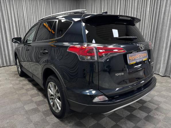 Toyota RAV4 IV (XA40) Рестайлинг с пробегом 2017 года, цена 2 300 000 рублей, 155954 км, внедорожник, Автокод Объявления
