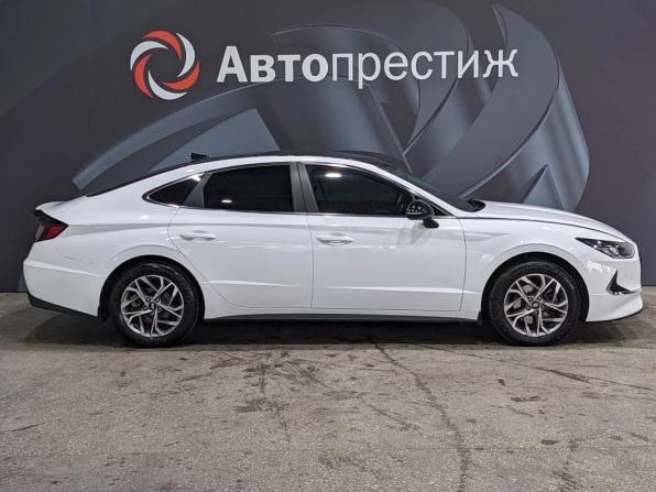 Hyundai Sonata VIII (DN8) с пробегом 2021 года, цена 2 375 000 рублей, 72958 км, седан, Автокод Объявления