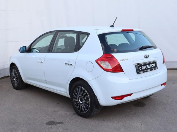 Kia Ceed I Рестайлинг с пробегом 2011 года, цена 650 000 рублей, 128700 км, хэтчбек, Автокод Объявления