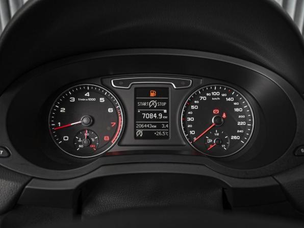 Audi Q3 I (8U) с пробегом 2012 года, цена 1 579 000 рублей, 206443 км, внедорожник, Автокод Объявления