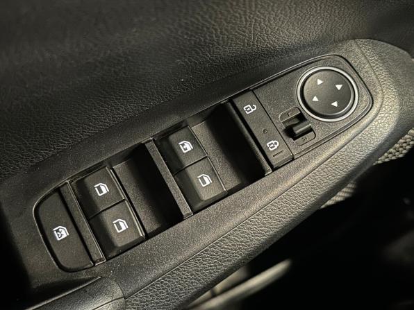 Kia Seltos I с пробегом 2021 года, цена 2 245 000 рублей, 52539 км, внедорожник, Автокод Объявления