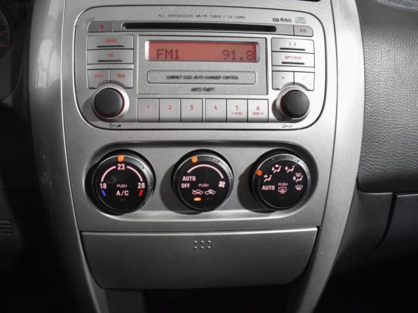 Suzuki Liana I Рестайлинг с пробегом 2006 года, цена 450 000 рублей, 140249 км, универсал, Автокод Объявления
