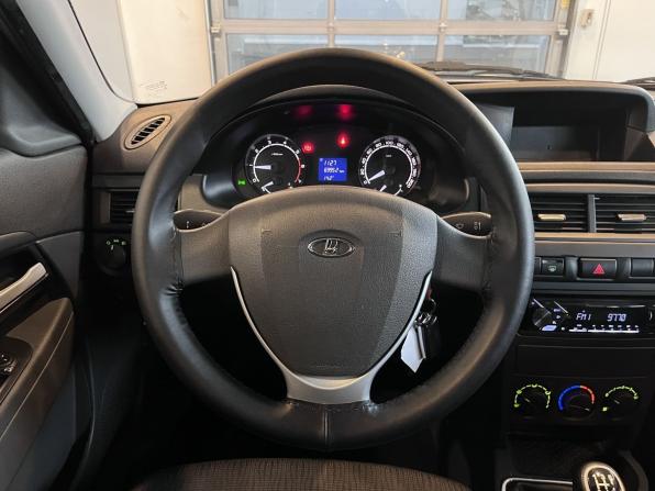 Lada (ВАЗ) Priora I Рестайлинг с пробегом 2018 года, цена 800 000 рублей, 69951 км, седан, Автокод Объявления