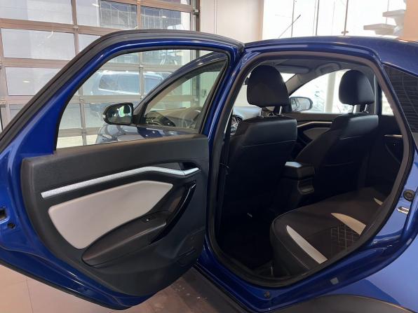 Lada (ВАЗ) Vesta I с пробегом 2021 года, цена 1 197 000 рублей, 67282 км, седан, Автокод Объявления