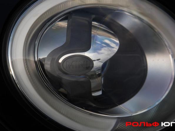 Mini Hatch III (F55/F56) с пробегом 2015 года, цена 1 768 000 рублей, 114043 км, хэтчбек, Автокод Объявления