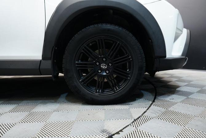 Toyota RAV4 IV (XA40) Рестайлинг с пробегом 2018 года, цена 2 547 000 рублей, 198000 км, внедорожник, Автокод Объявления