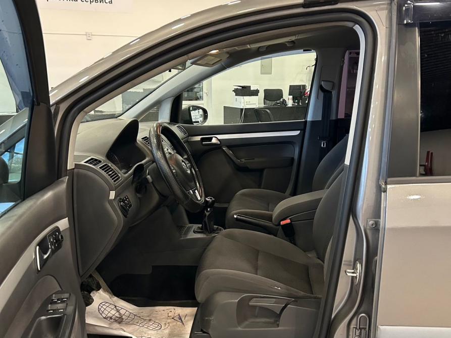 Volkswagen Touran I Рестайлинг 2 Апатиты  - изображение 8