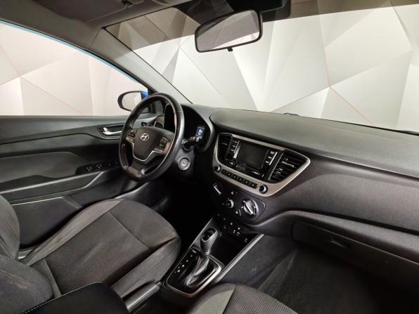 Hyundai Solaris II с пробегом 2017 года, цена 1 233 000 рублей, 147144 км, седан, Автокод Объявления