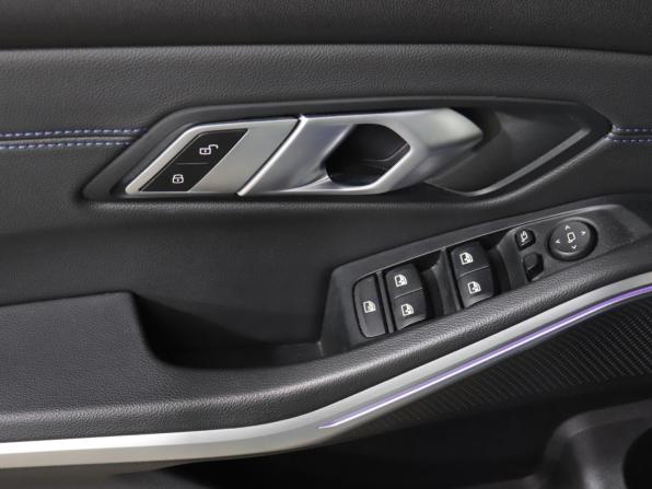 BMW 3 серии VII (G2x) с пробегом 2020 года, цена 3 489 000 рублей, 129253 км, седан, Автокод Объявления
