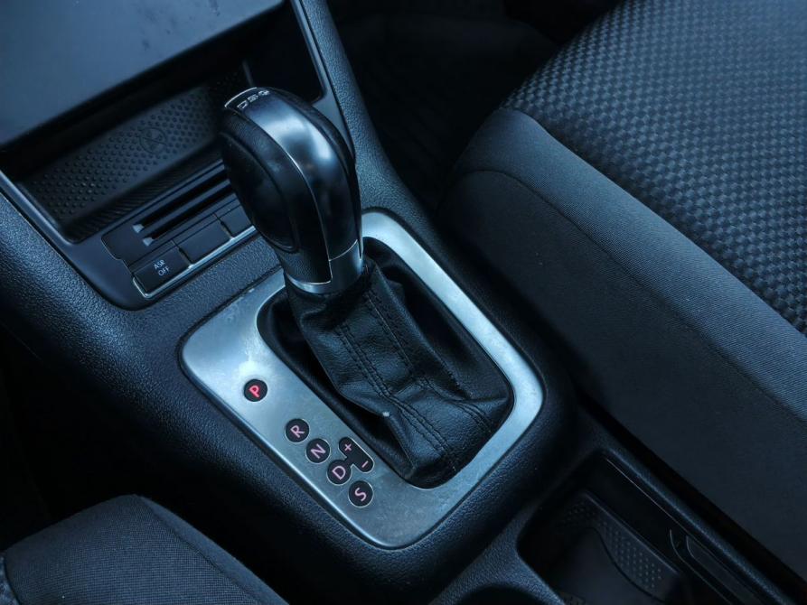 Volkswagen Golf Plus II Москва  - изображение 17