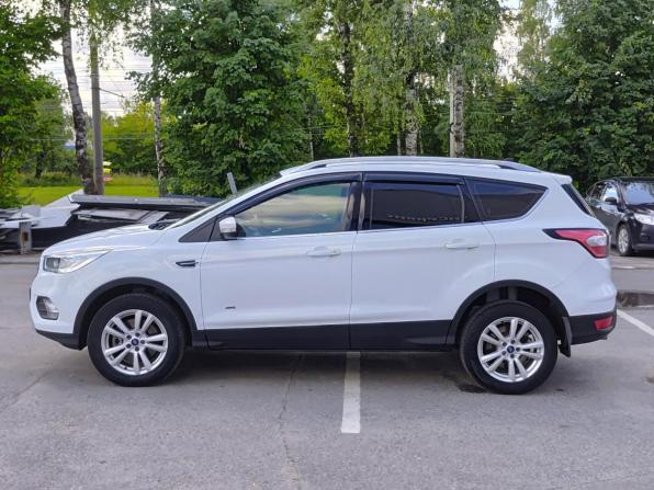 Ford Kuga II Рестайлинг с пробегом 2018 года, цена 1 800 000 рублей, 97380 км, внедорожник, Автокод Объявления