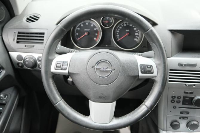 Opel Astra H Рестайлинг с пробегом 2014 года, цена 559 000 рублей, 165000 км, хэтчбек, Автокод Объявления