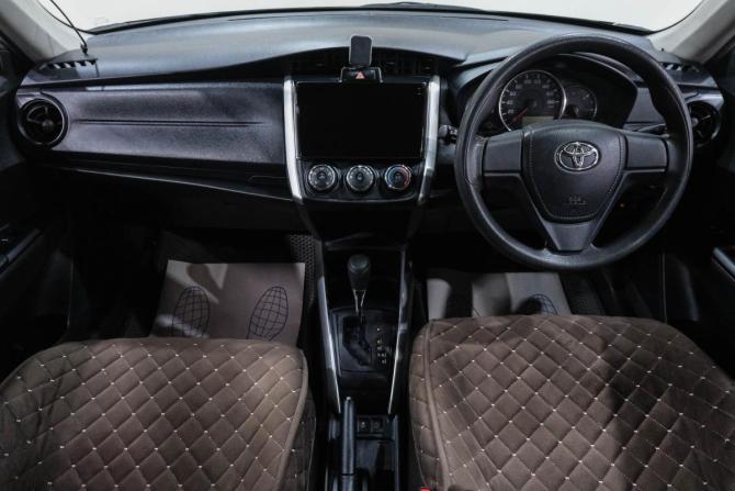 Toyota Corolla XI (E160 E170) Рестайлинг 2 с пробегом 2018 года, цена 1 439 000 рублей, 109000 км, универсал, Автокод Объявления