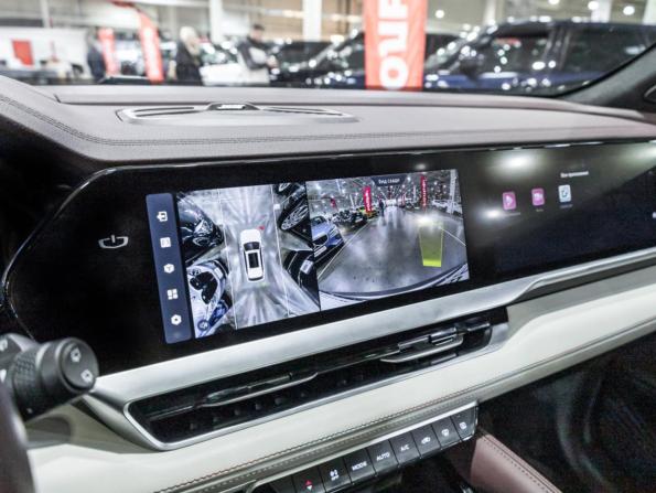 Geely Monjaro I с пробегом 2023 года, цена 3 099 700 рублей, 72000 км, внедорожник, Автокод Объявления