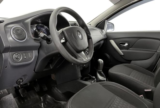 Renault Logan II с пробегом 2015 года, цена 520 000 рублей, 200900 км, седан, Автокод Объявления