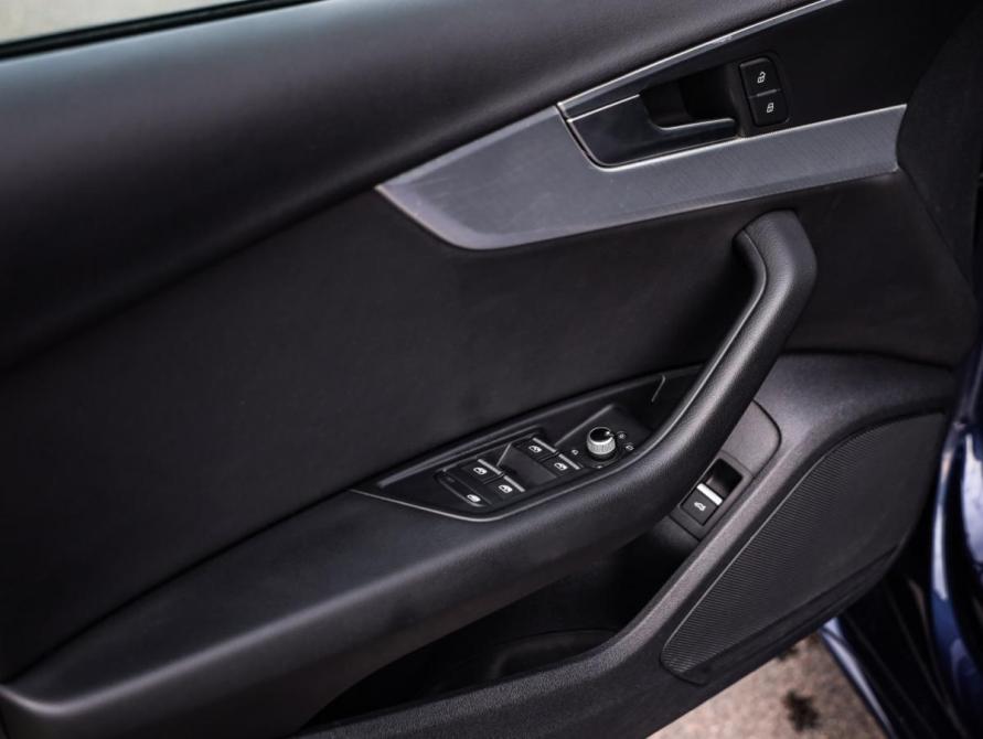 Audi A4 V (B9) Рестайлинг Санкт-Петербург  - изображение 23
