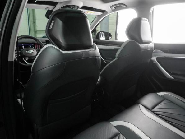 Geely Atlas II с пробегом 2024 года, цена 2 957 000 рублей, 25700 км, внедорожник, Автокод Объявления
