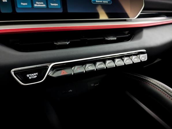 Geely Coolray I Рестайлинг с пробегом 2023 года, цена 2 295 000 рублей, 13241 км, внедорожник, Автокод Объявления