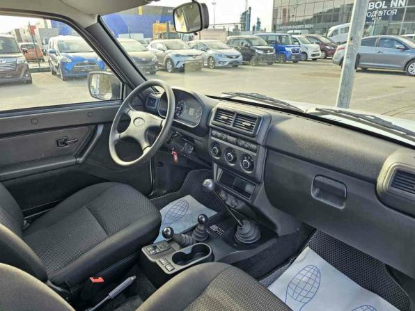 Lada (ВАЗ) Niva Legend с пробегом 2024 года, цена 919 995 рублей, 3901 км, внедорожник, Автокод Объявления